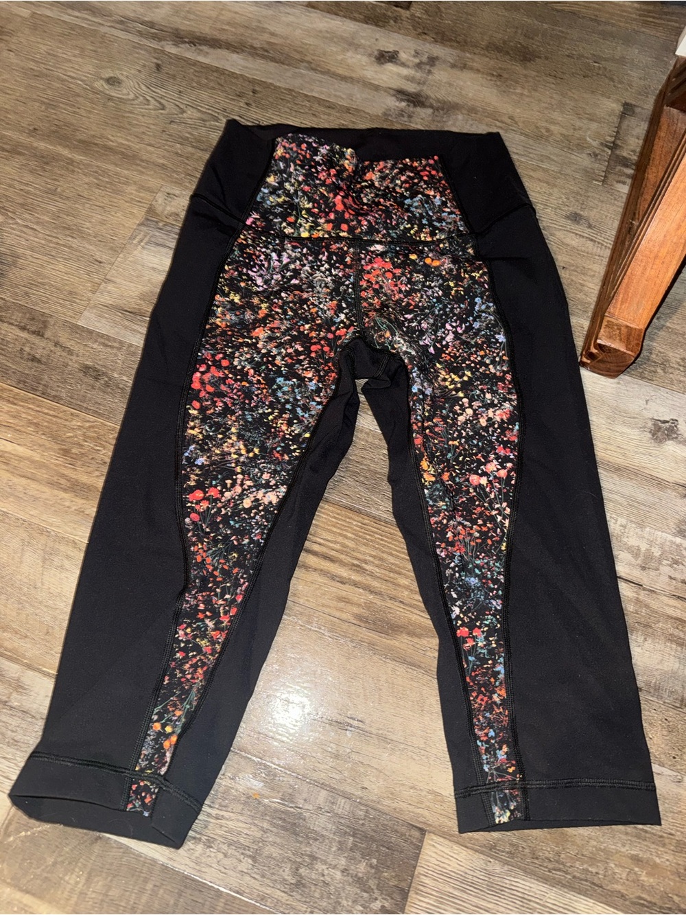 Lululemon capri style leggings
